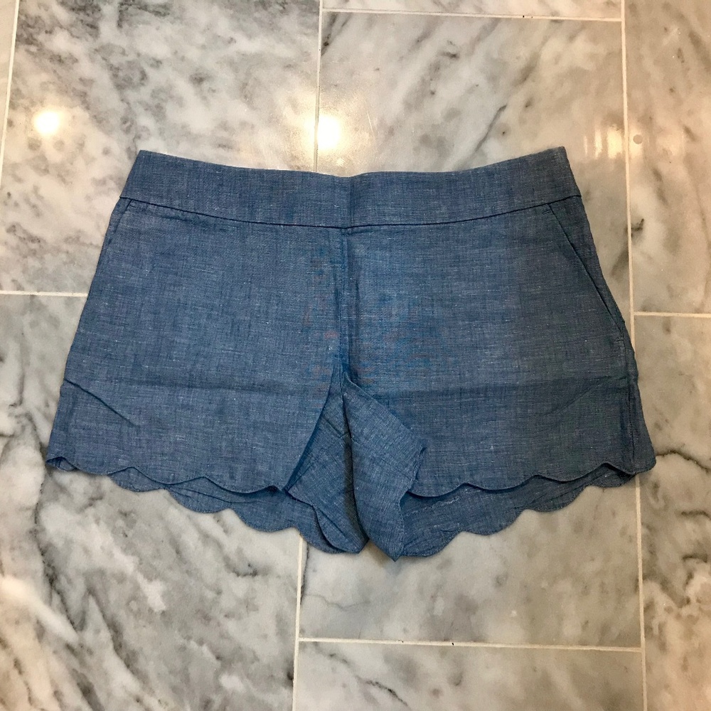 NWT Loft scalloped shorts